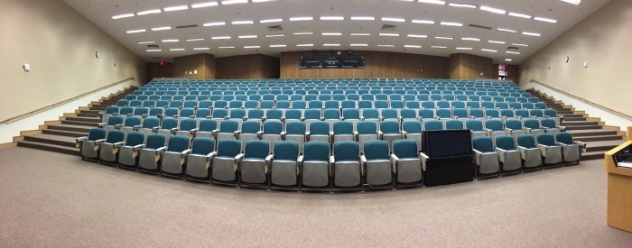 selectclass-auditorium-572776_1280